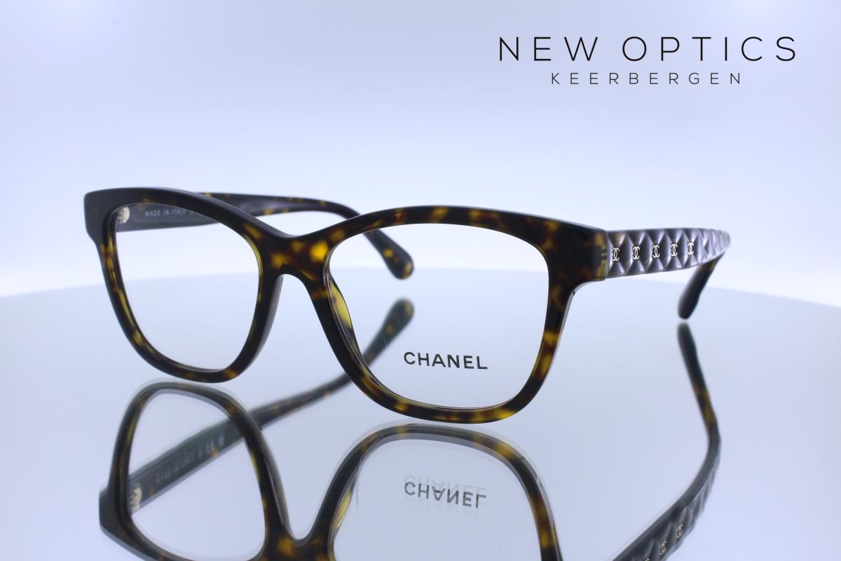 poll Kreunt Ithaca Brillen van Chanel, het ruimste assortiment bij New Optics.