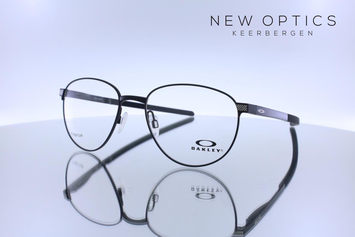 Oakley - CLIFDEN